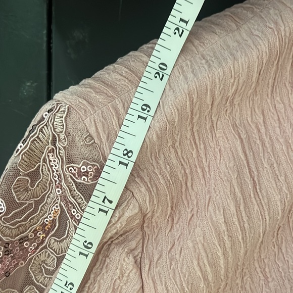 Pink 2 Piece Dress with Lace. - Picture 15 of 15